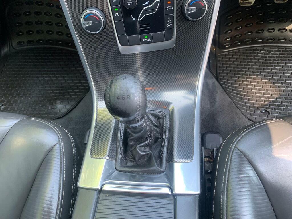 Volvo XC60 Silver #16