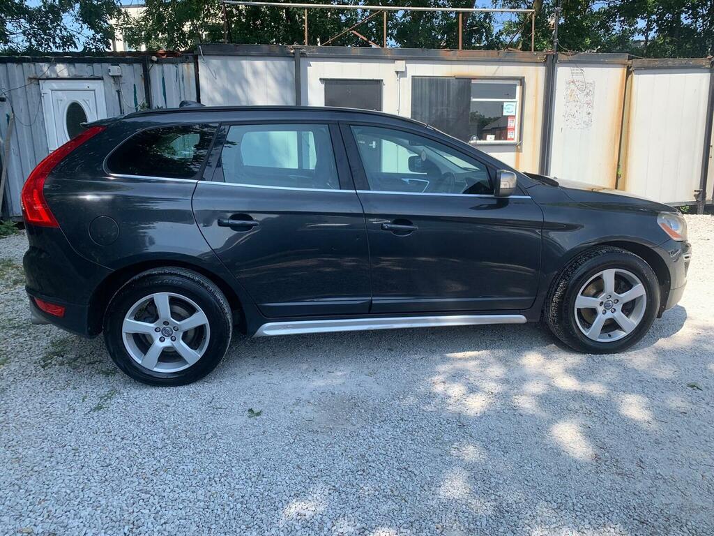 Volvo XC60 Silver #8