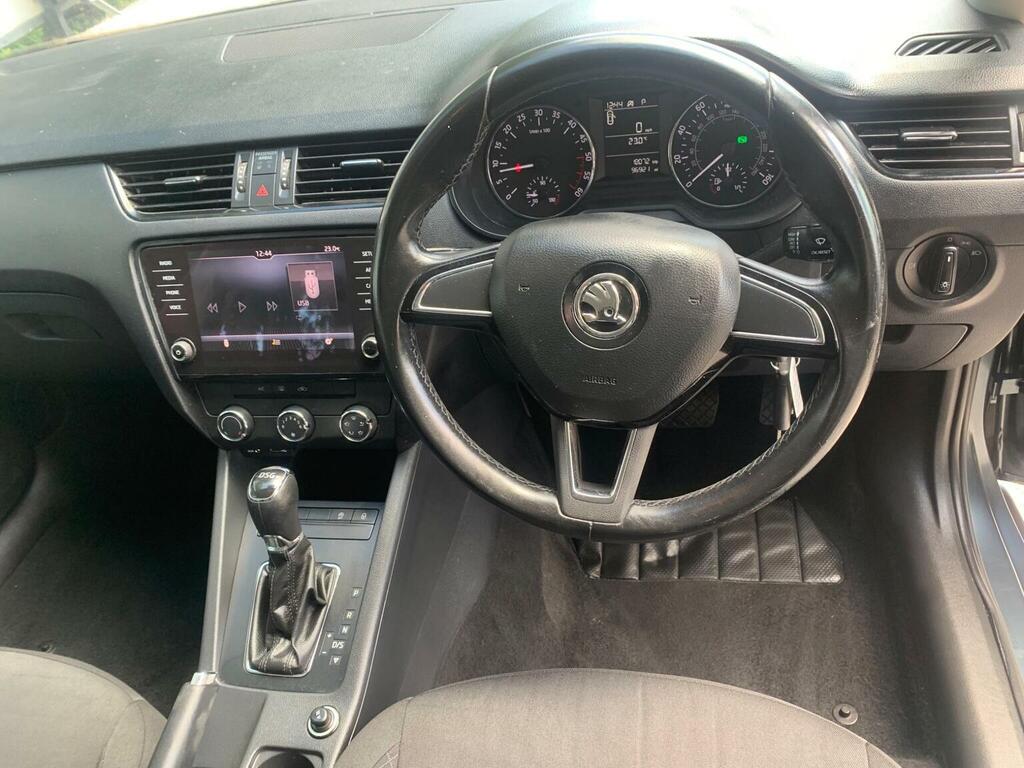 Skoda Octavia Silver #16