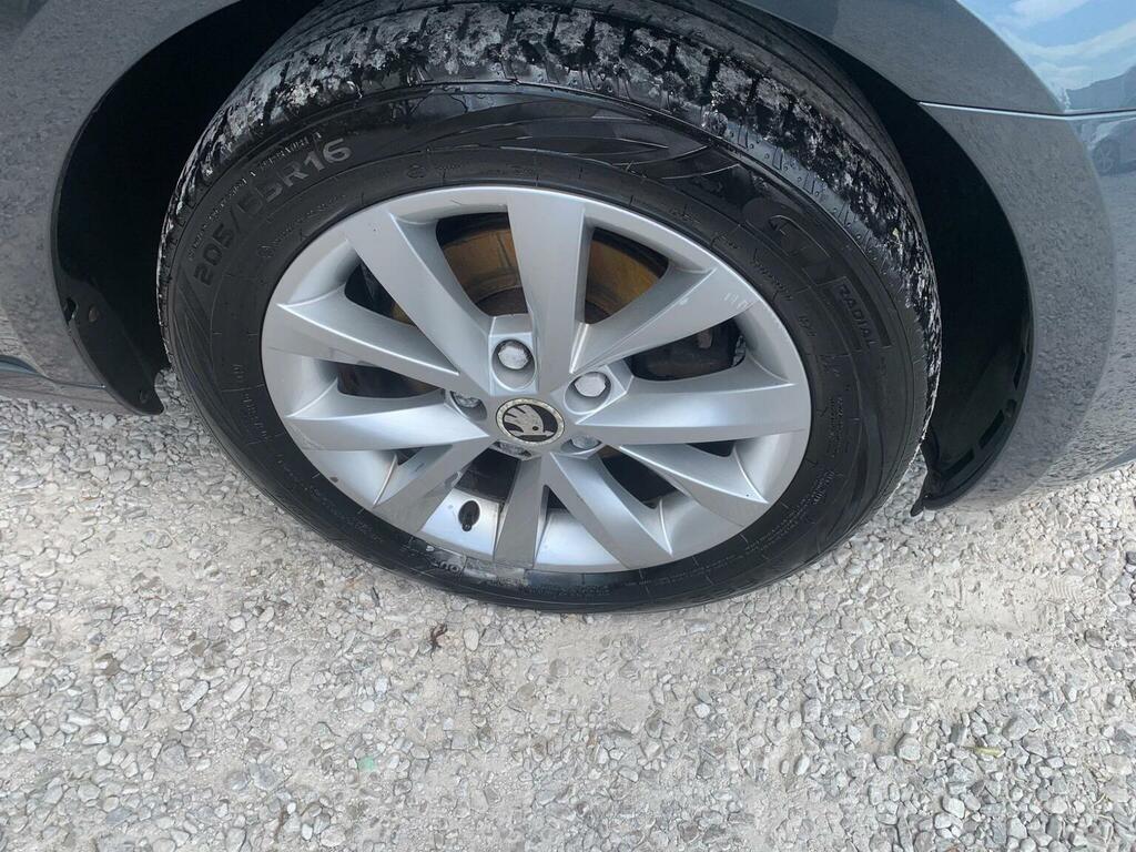 Skoda Octavia Silver #21