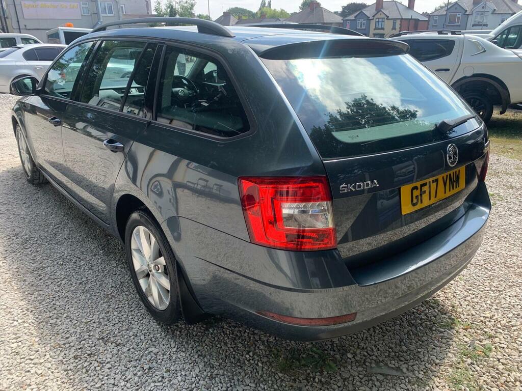 Skoda Octavia Silver #9