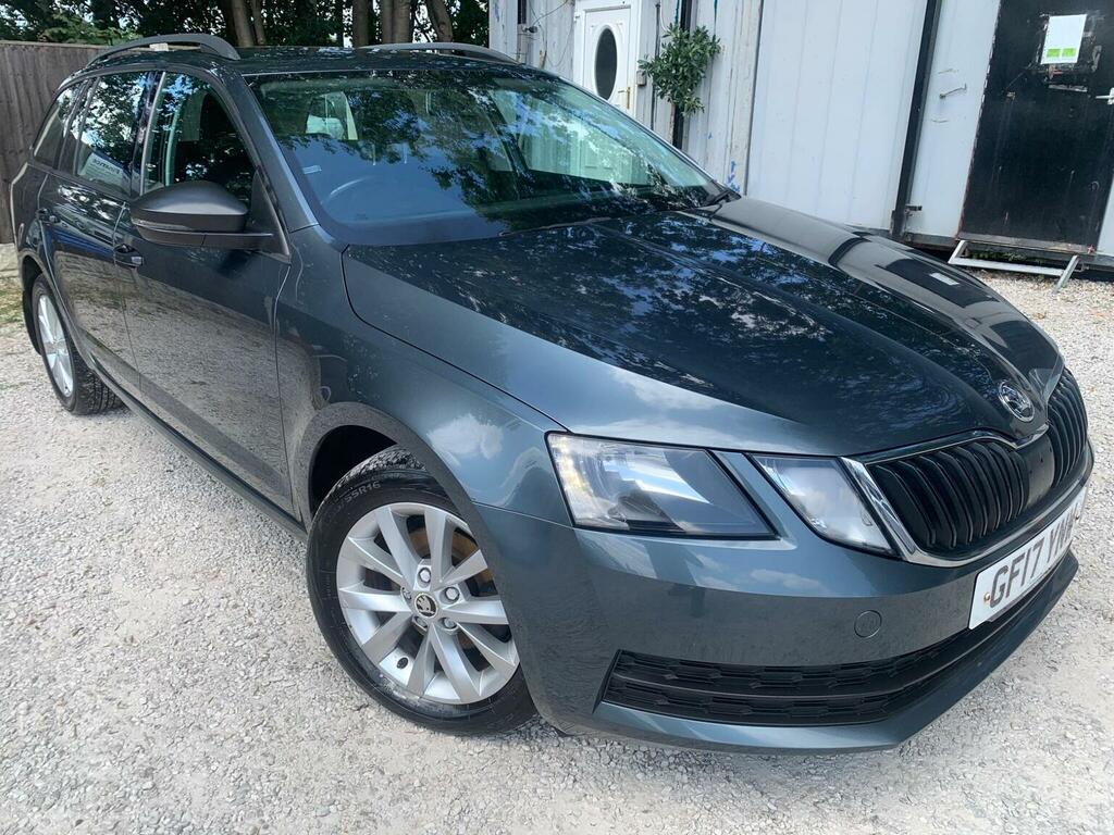 Skoda Octavia 1.6 Tdi Cr S Dsg Euro 6 Ss Grey