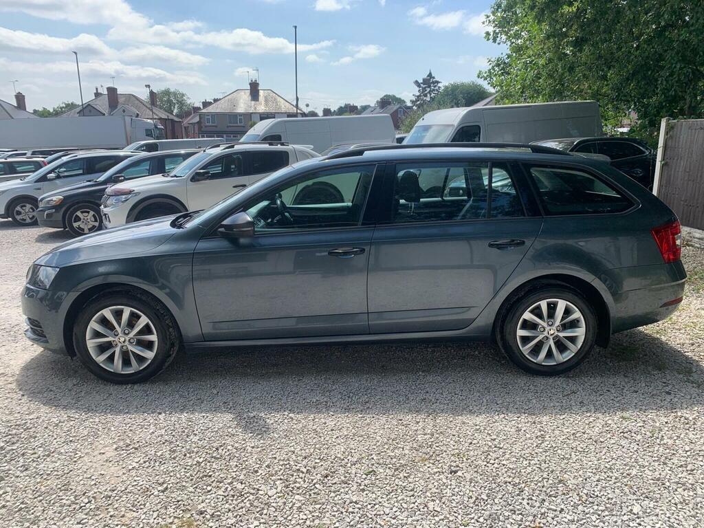 Skoda Octavia Silver #10