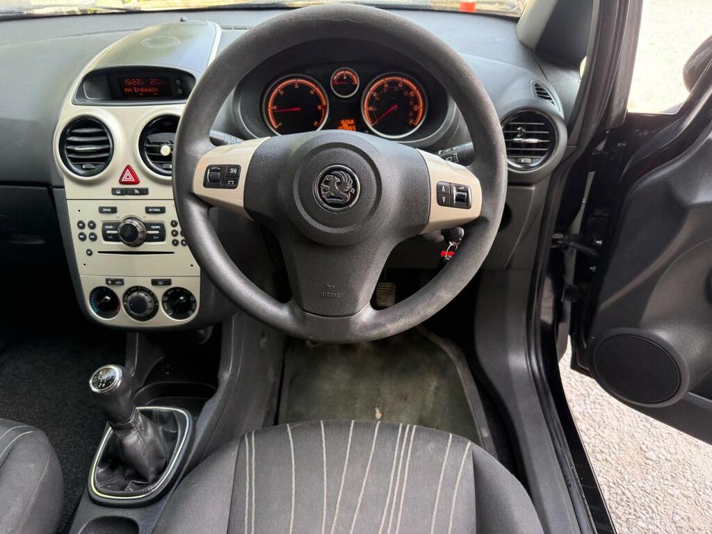 Vauxhall Corsa Hatchback 1.3 Cdti 16V Club 200808 BK08GFG Black #2