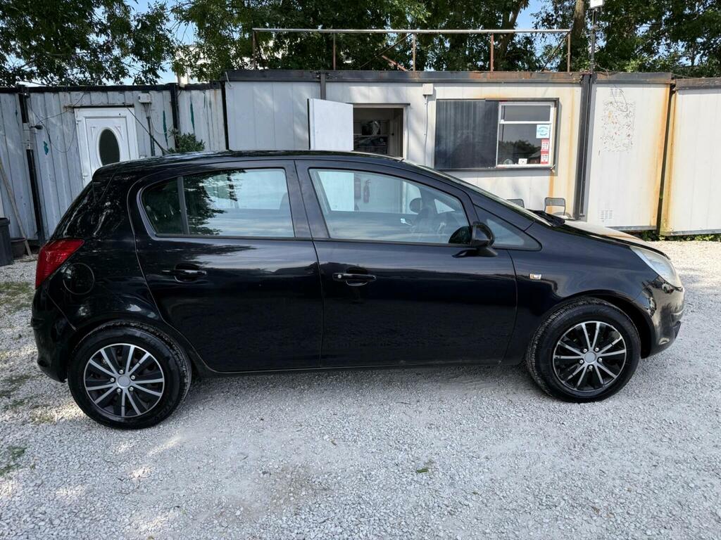 Vauxhall Corsa Hatchback 1.3 Cdti 16V Club 200808 BK08GFG Black #6