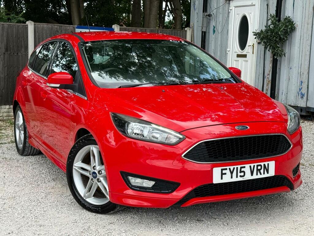 Ford Focus Hatchback 1.0T Ecoboost Zetec S Euro 6 Ss FY15VRN Red