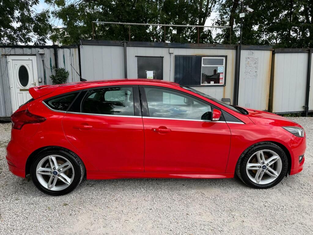 Ford Focus Hatchback 1.0T Ecoboost Zetec S Euro 6 Ss FY15VRN Red #6