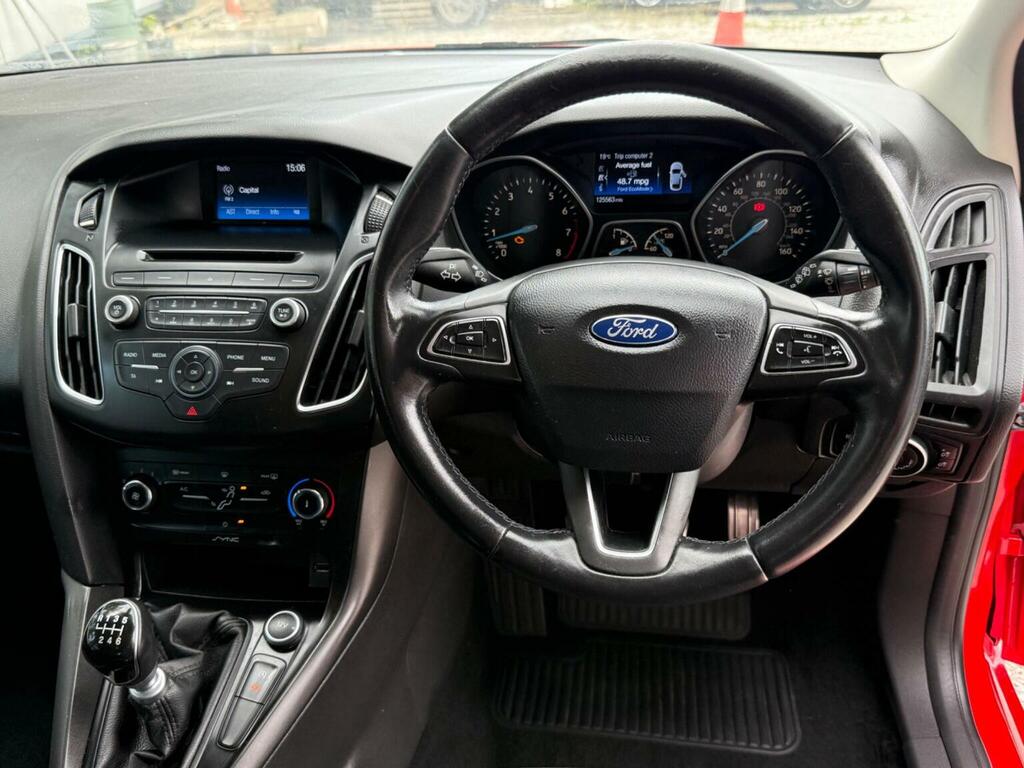 Ford Focus Hatchback 1.0T Ecoboost Zetec S Euro 6 Ss FY15VRN Red #2