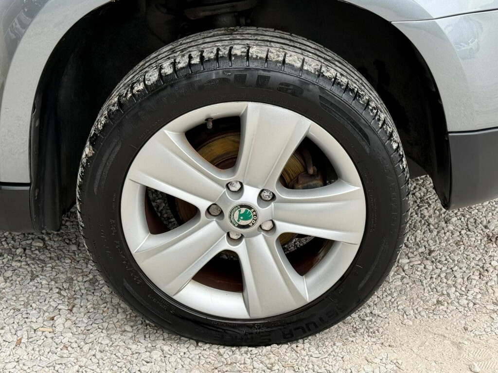 Skoda Yeti 1.2 Tsi Silver #47