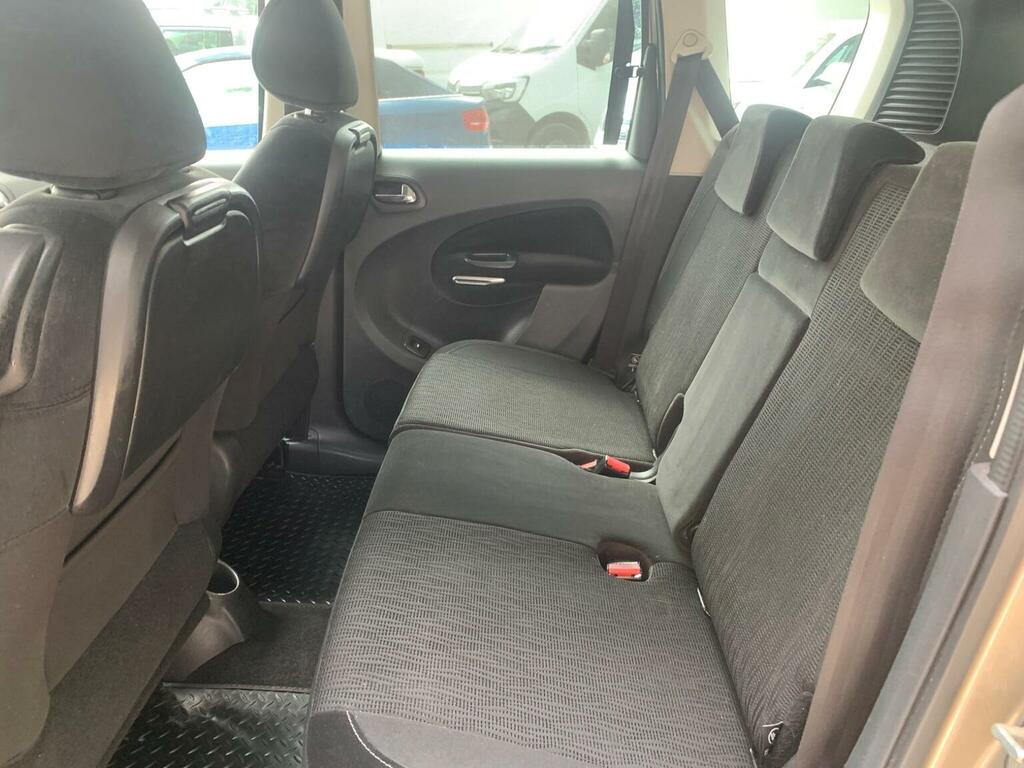Citroen C3 Picasso Vtr Plus Hdi Silver #37