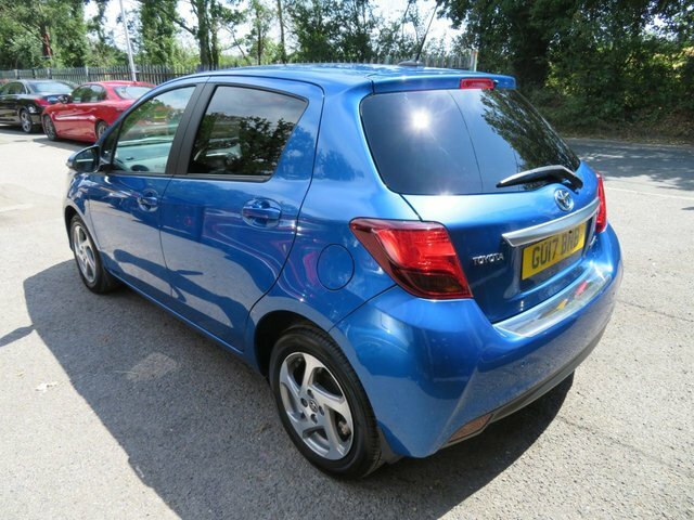 Toyota Yaris 2017 1.5 Vvt-h Icon Hatchback Hybrid E- Blue #6