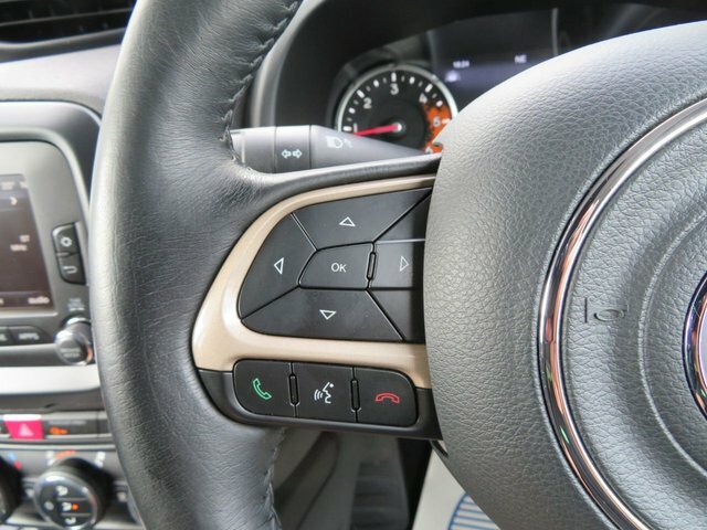 Jeep Renegade Jeep Renegade 1.6 Limited M-jet Estate White #31