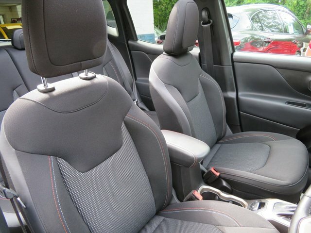 Jeep Renegade Jeep Renegade 1.6 Limited M-jet Estate White #20