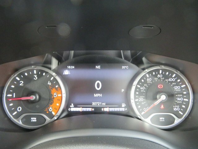 Jeep Renegade Jeep Renegade 1.6 Limited M-jet Estate White #28