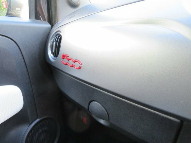 Fiat 500 Lounge White #21