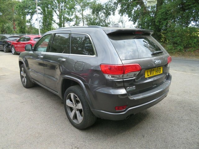 Jeep Grand Cherokee 2017 3.0 V6 Crd Overland Suv 4Wd E Grey #4