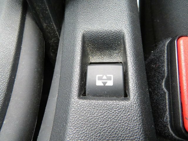 Peugeot 2008 1.2 Puretech Active Black #34
