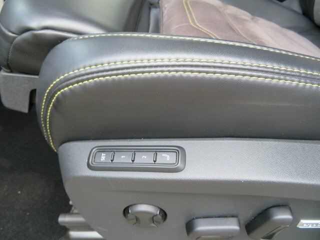 Volkswagen ID.Buzz 150Kw Commerce 77Kwh 204 Ps Silver #30