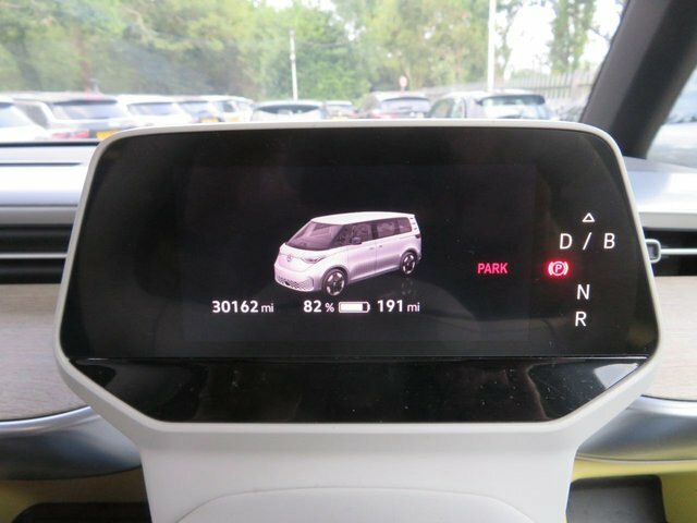 Volkswagen ID.Buzz 150Kw Commerce 77Kwh 204 Ps Silver #42
