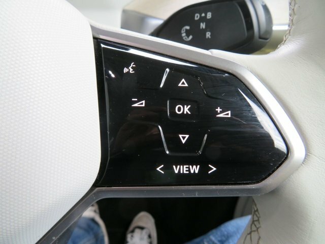 Volkswagen ID.Buzz 150Kw Commerce 77Kwh 204 Ps Silver #45