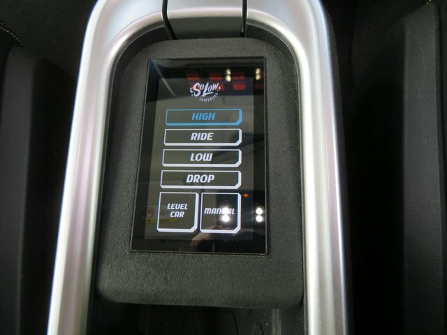 Volkswagen ID.Buzz 150Kw Commerce 77Kwh 204 Ps Silver #66