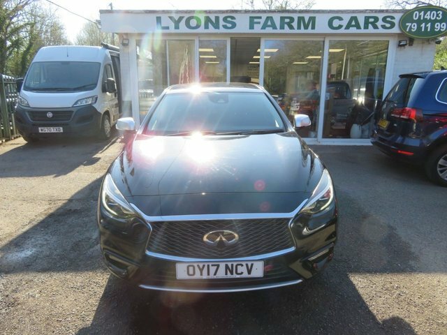 Infiniti Q30 Se Black #13