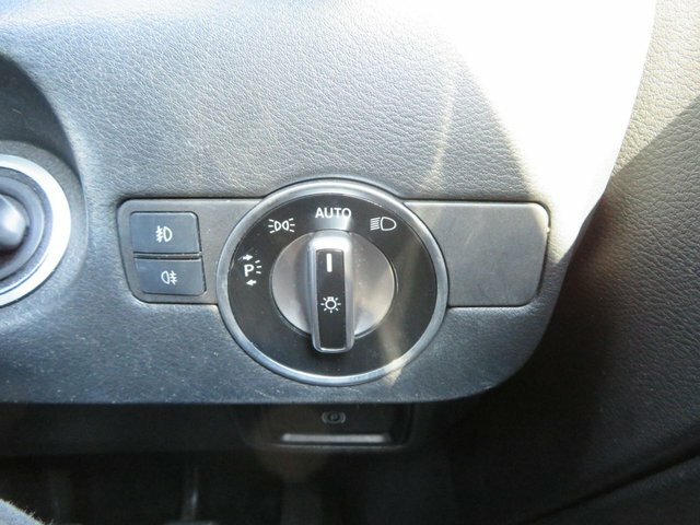 Infiniti Q30 Se Black #28