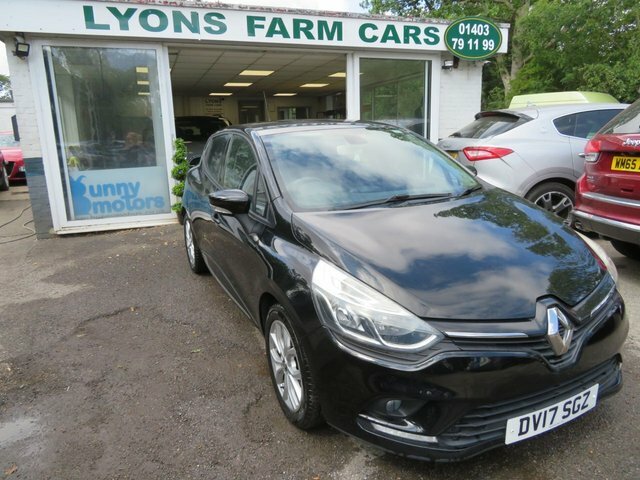 Renault Clio 2017 1.2 16V Dynamique Nav Hatchback Ma Black