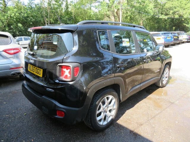 Jeep Renegade 2015 1.6 Multijetii Longitude Suv Manua Black #2