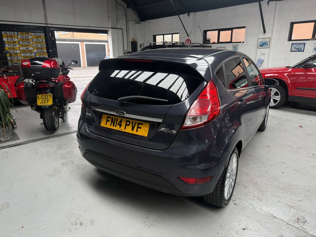 Ford Fiesta 1.0 T Ecoboost Titanium 201414 Grey #5