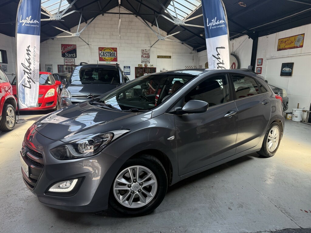 Hyundai I30 1.6 Crdi Blue Drive Se 201515 Grey
