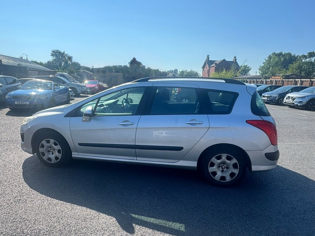 Peugeot 308 SW 1.6 Hdi Access Silver #2