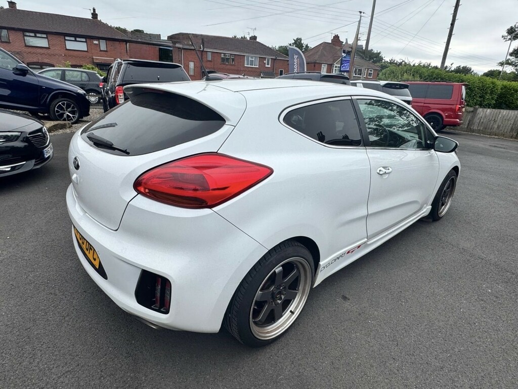 Kia Proceed 1.6 T-gdi Gt 201666 White #3