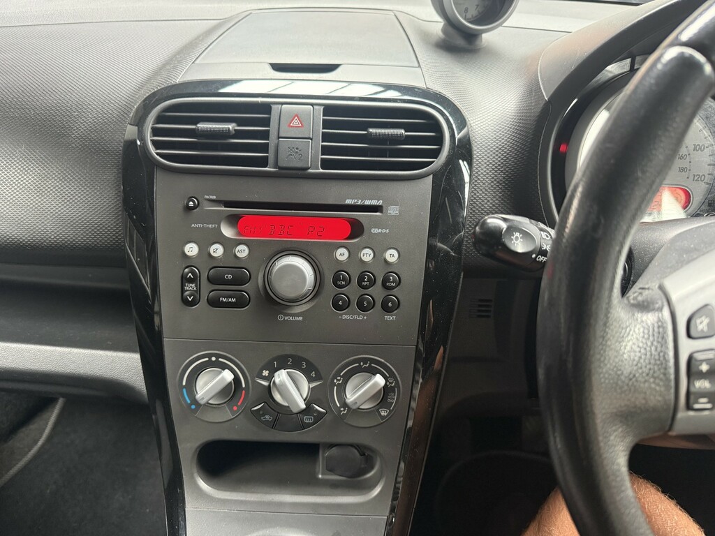 Suzuki Splash 1.0 12V Sz2 Euro 5 White #16