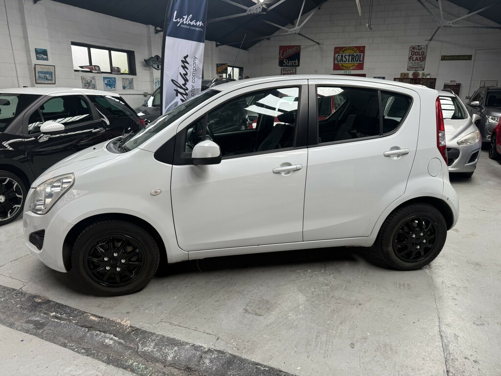 Suzuki Splash 1.0 12V Sz2 White #4