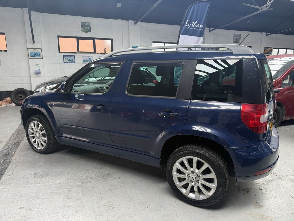 Skoda Yeti 1.2 Tsi Elegance Blue #4