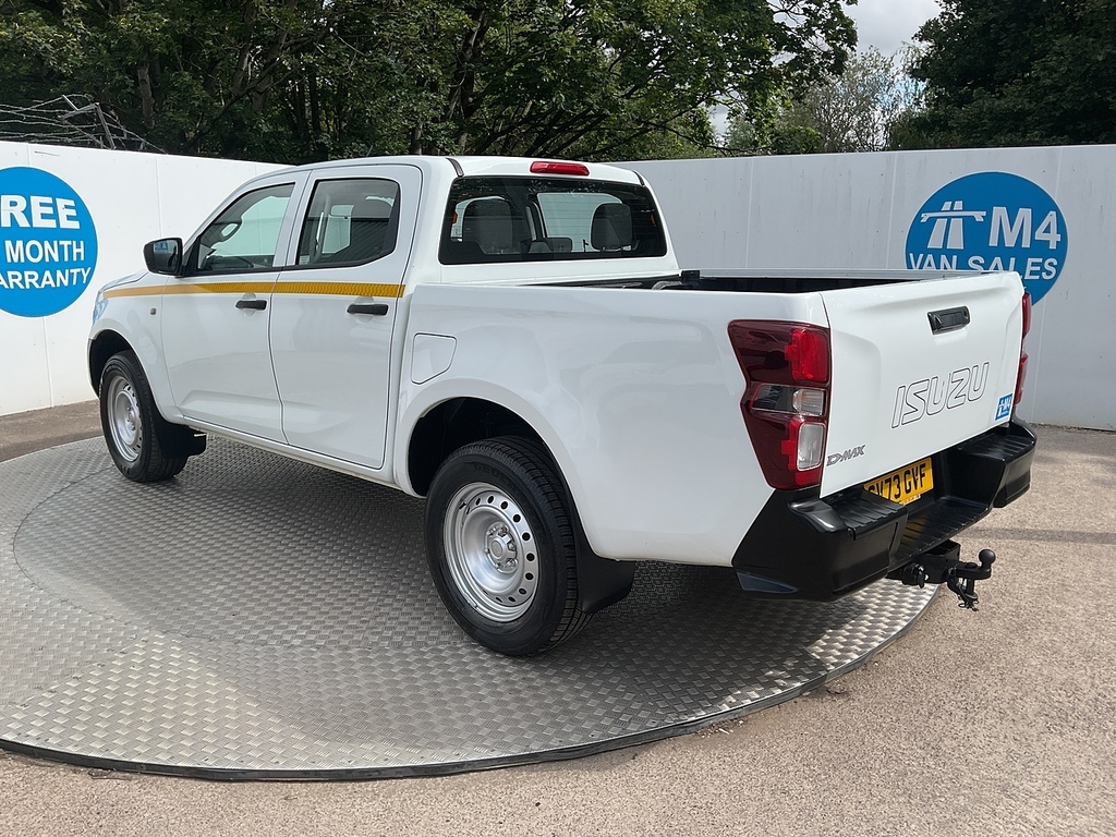 Isuzu D-Max Td Utility Crewcab 4X4 A C Euro 6 U8128 Ulez CV73GVF White #5