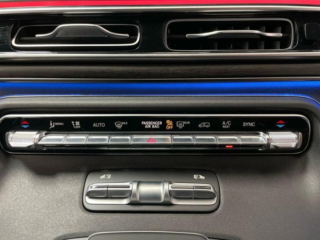 Mercedes-Benz V Class Mpv Black #18