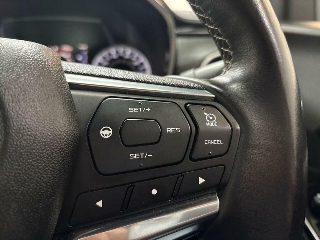 Isuzu D-Max 1.9 V-cross Double Cab 4X4 Silver #16
