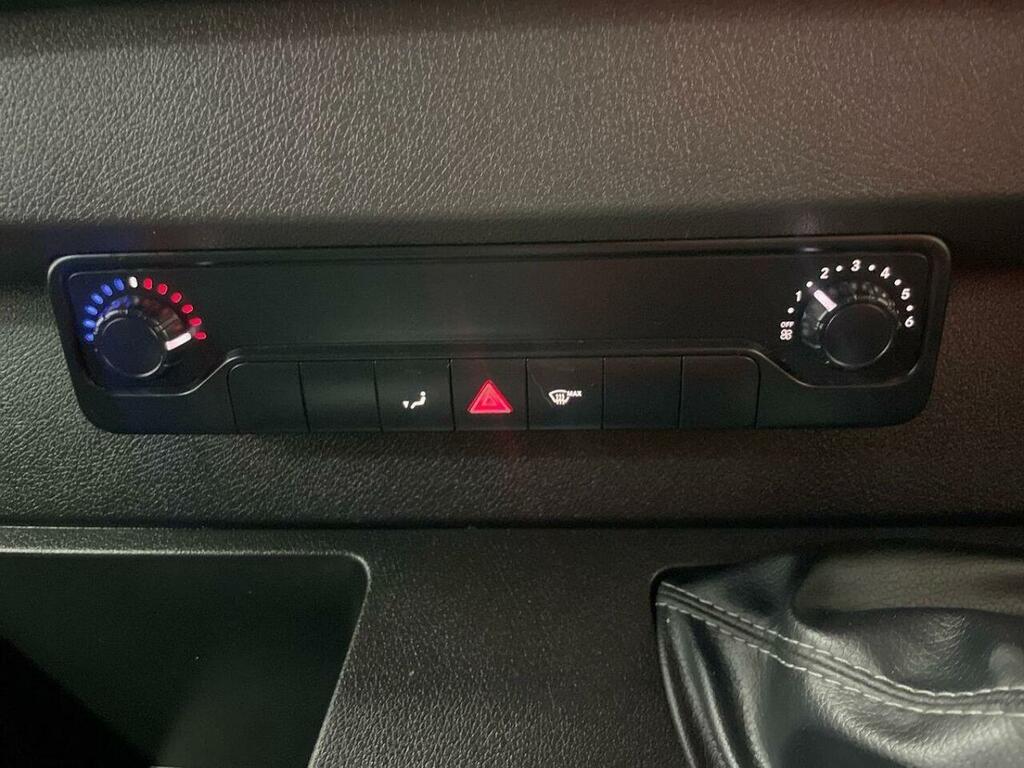 Mercedes-Benz Sprinter Mpv White #16