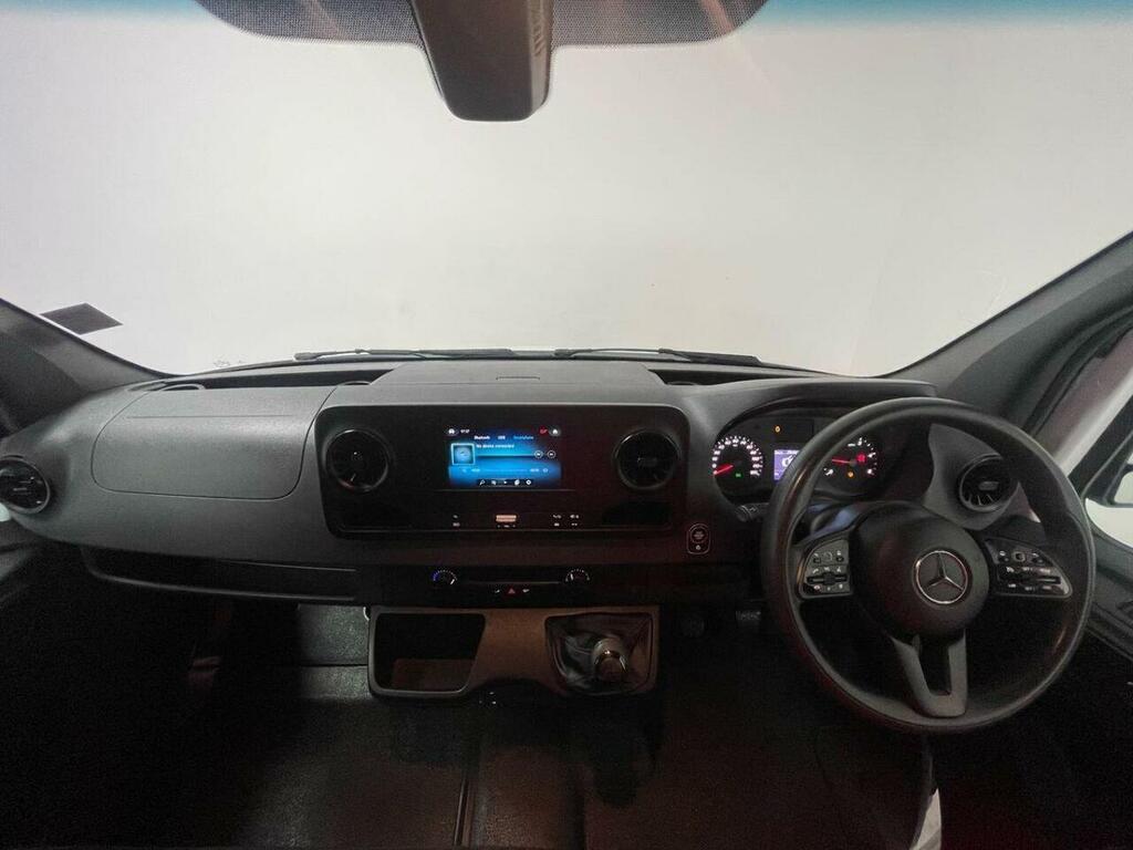 Mercedes-Benz Sprinter Mpv White #11