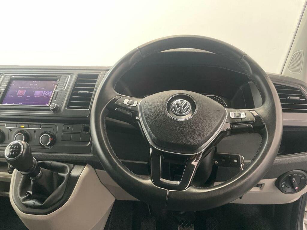Volkswagen Transporter White #12