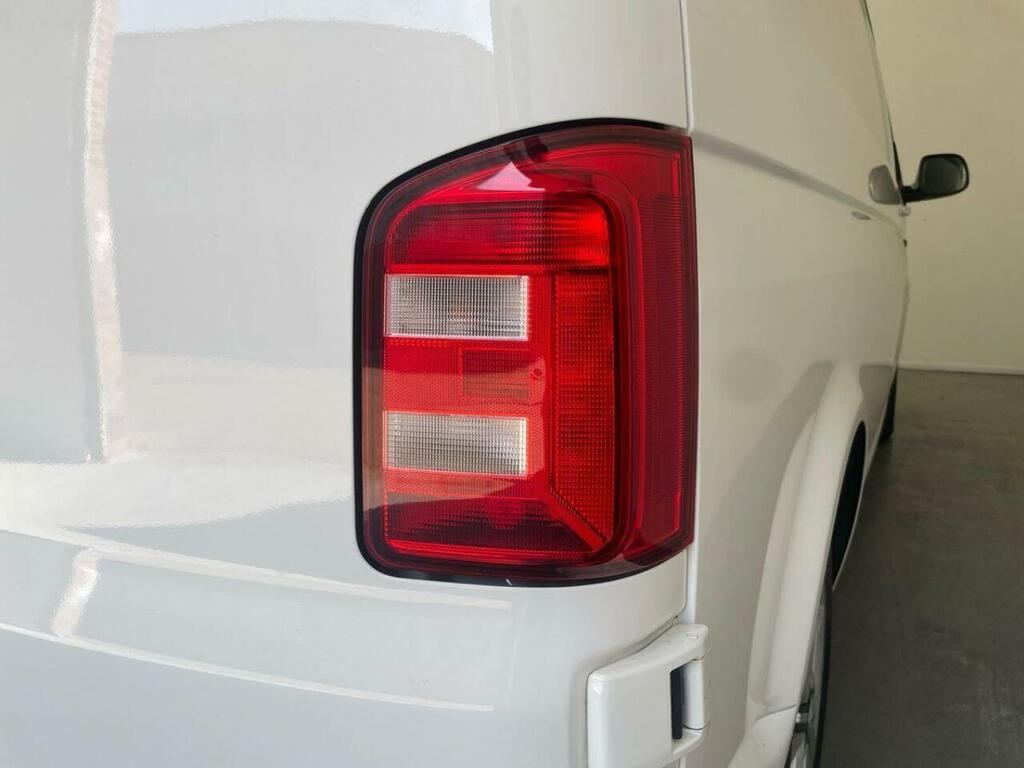 Volkswagen Transporter White #21