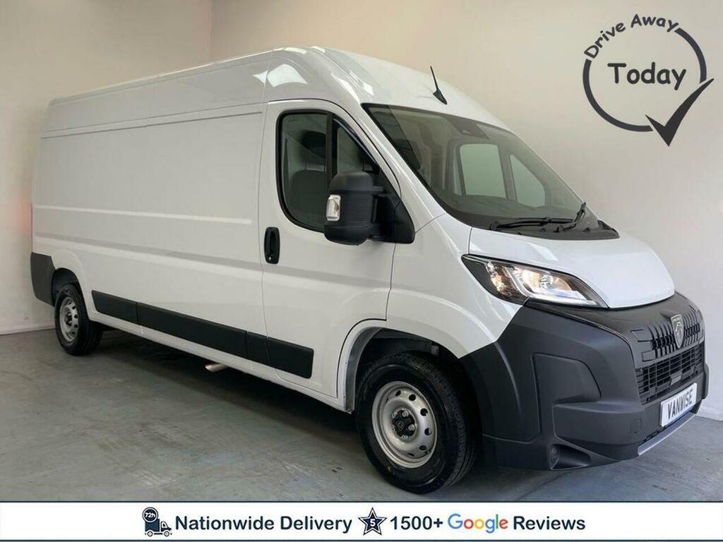 Peugeot Boxer Boxer 2.2 Bluehdi 335 Professional Panel Van D White