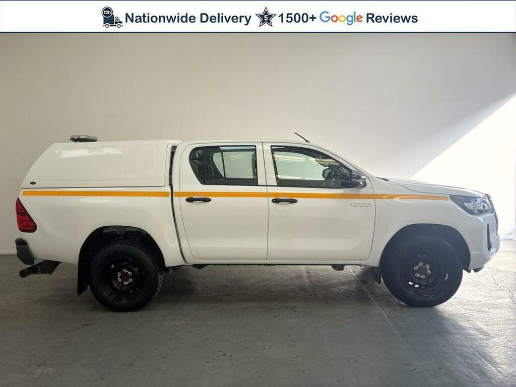 Toyota HILUX Hilux 2.4 D-4d Active Extra Cab Pickup 4Wd Euro 6 White #3