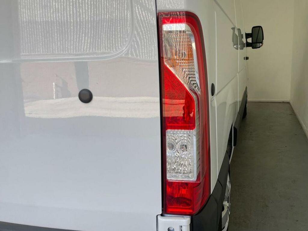 Nissan InterStar 2.3 Dci 150 Acenta L2 H2 3.5T Panel Van White #26