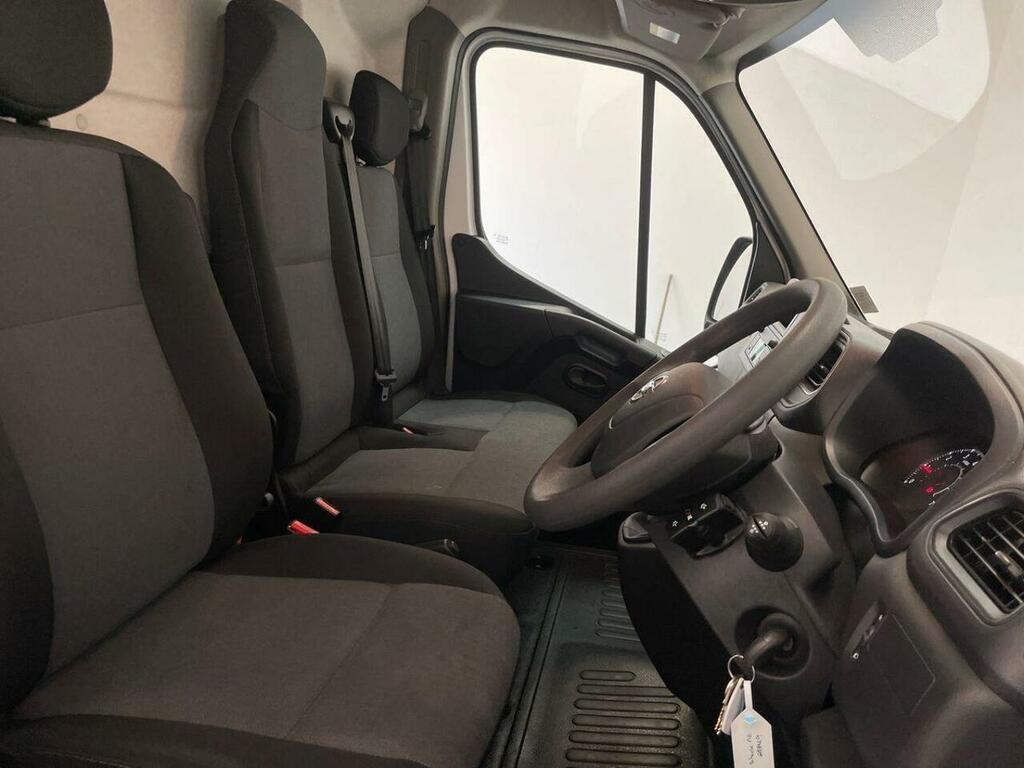 Nissan InterStar 2.3 Dci 150 Acenta L2 H2 3.5T Panel Van White #10