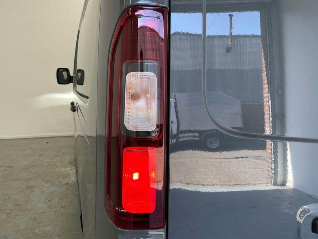 Nissan Primastar Grey Grey #30