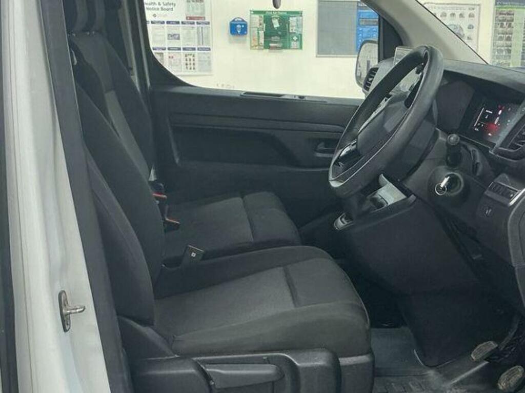 Vauxhall Vivaro 2.0 Turbo D Pro XL Panel Van Lwb Euro 6 6Dr U8161 DT24XKU White #2
