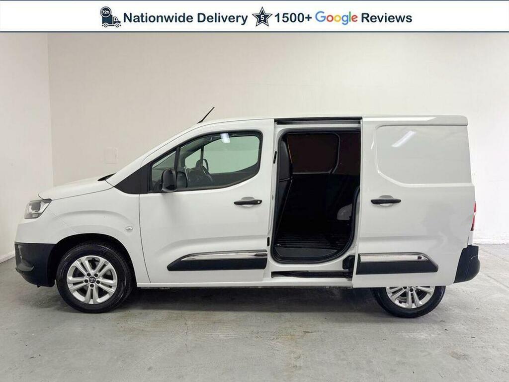 Toyota Proace City Proace City 1.5 Bluehdi Design Short Panel Van Aut White #5